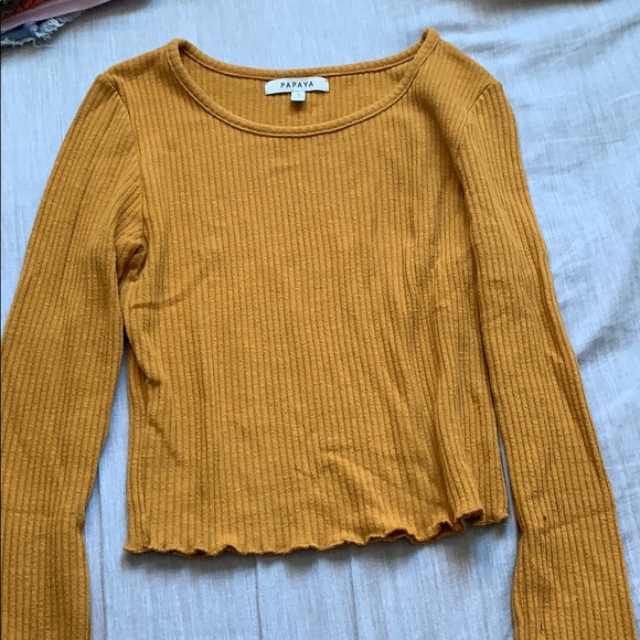 cropped long sleeve - Picture 1 of 2